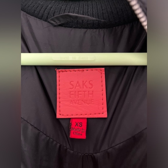 Saks Fifth Avenue Black Quilted Puffer Coat Down Filled Women's Size Xs C - Picture 3 of 15